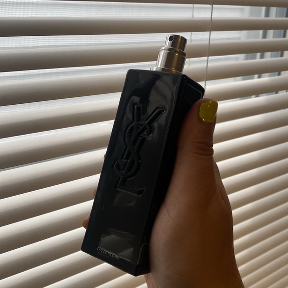 NIB Yves Saint Laurent MYSLF Eau de Parfum 2 fl oz - Picture 8 of 8
